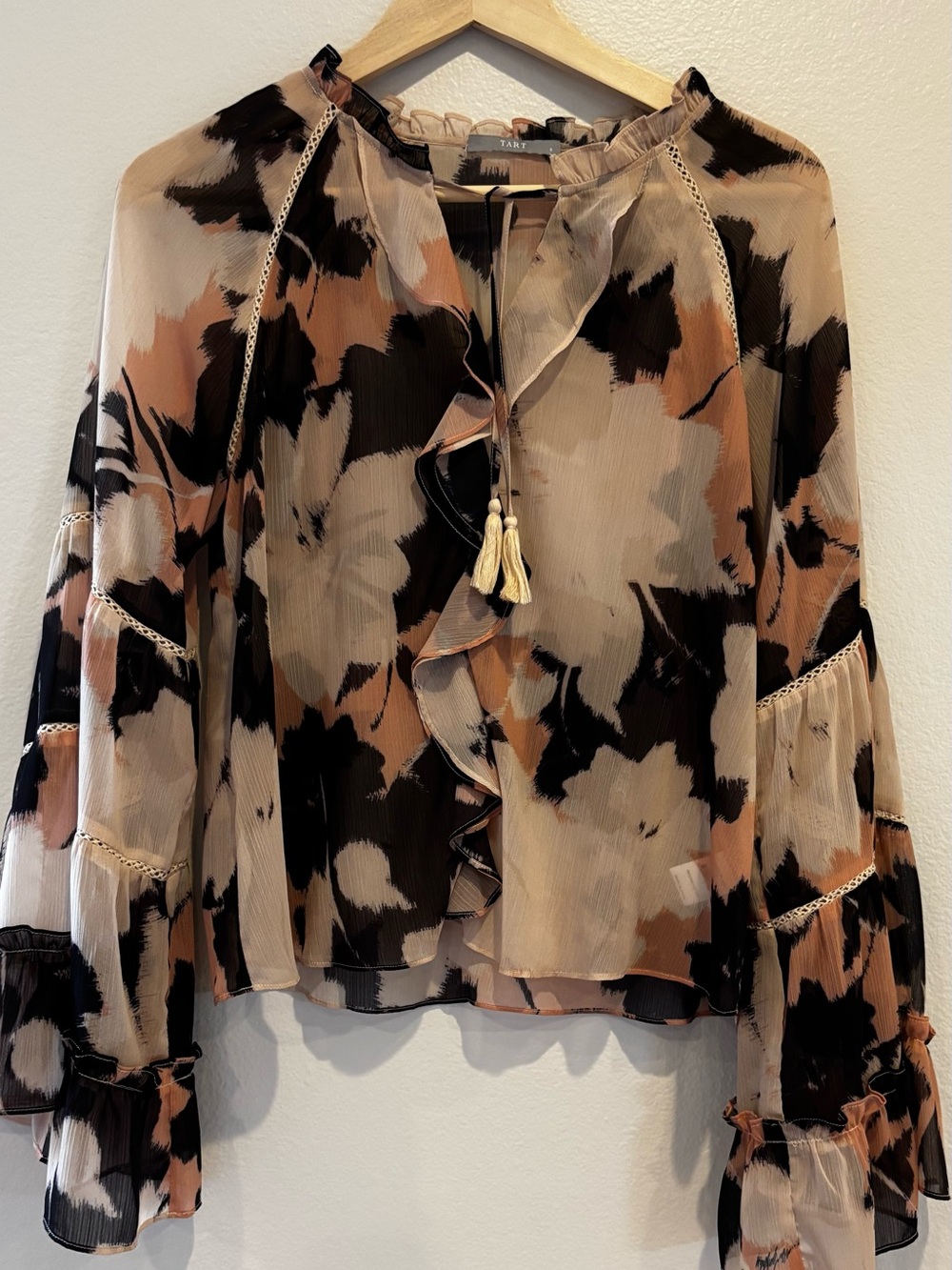 Tart Blouse